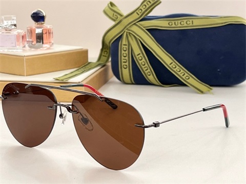 gucci sunglass-137